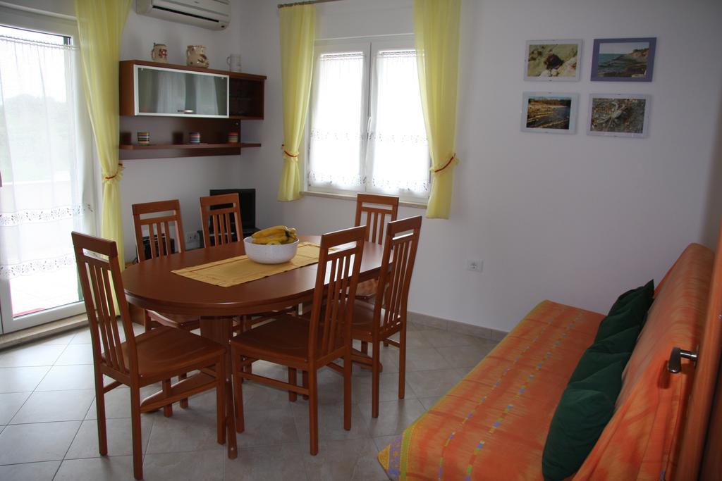 Anethum Apartment Premantura
